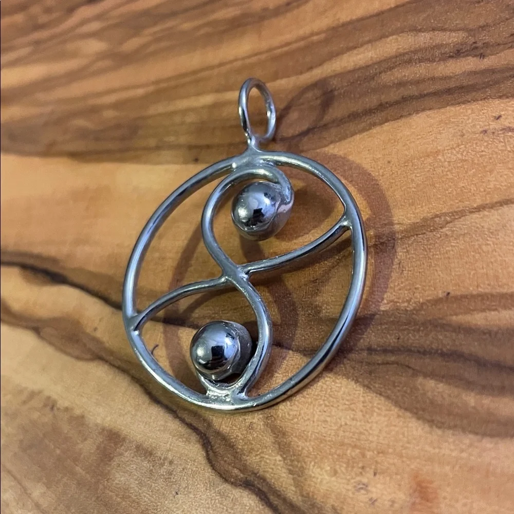 Vintage Sterling Silver Pendant